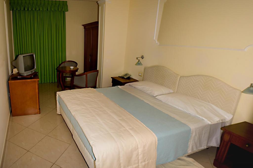 Hotel Marinella Πίτσο Δωμάτιο φωτογραφία