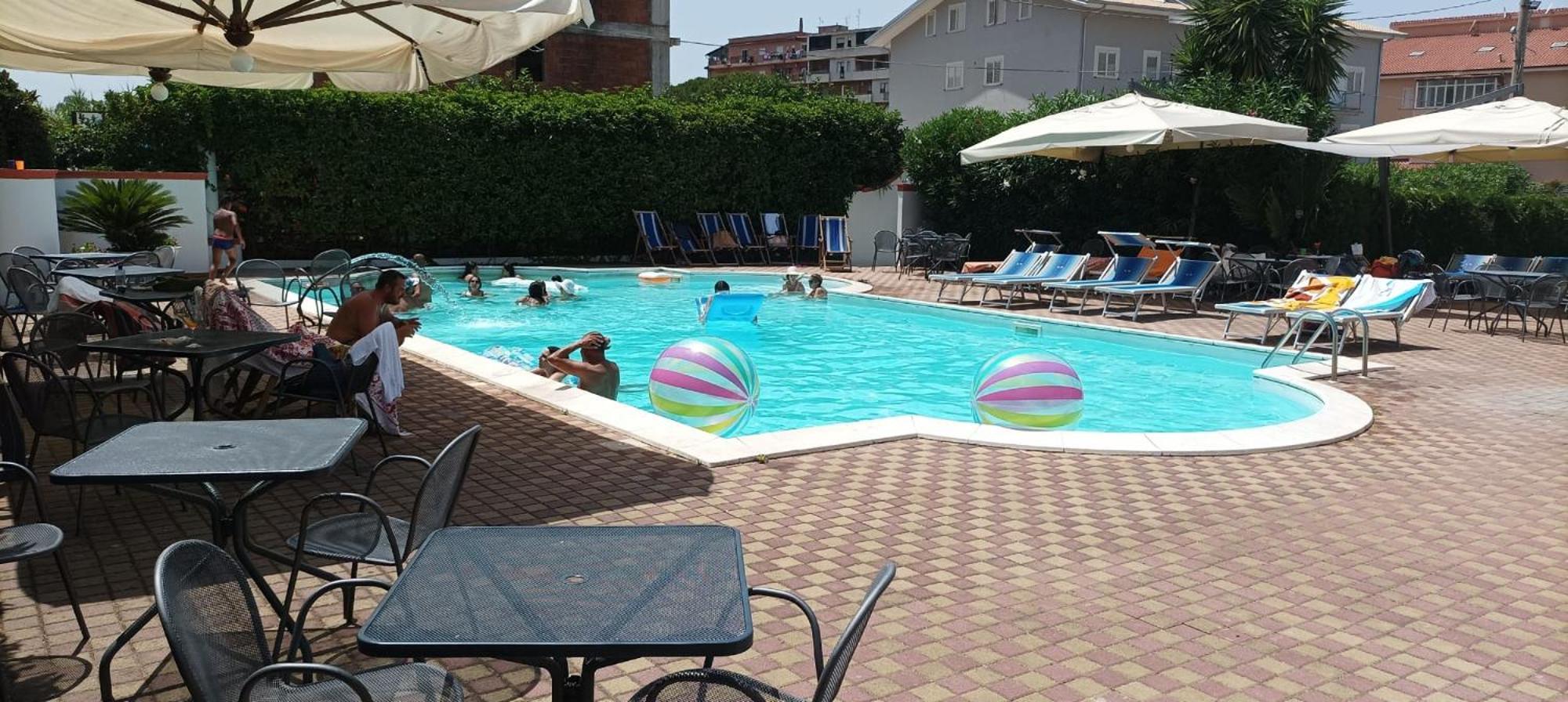 Hotel Marinella Πίτσο Εξωτερικό φωτογραφία